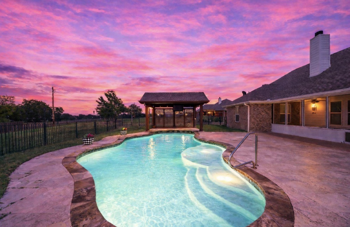 528 Hubbard Circle Nevada TX 75173
