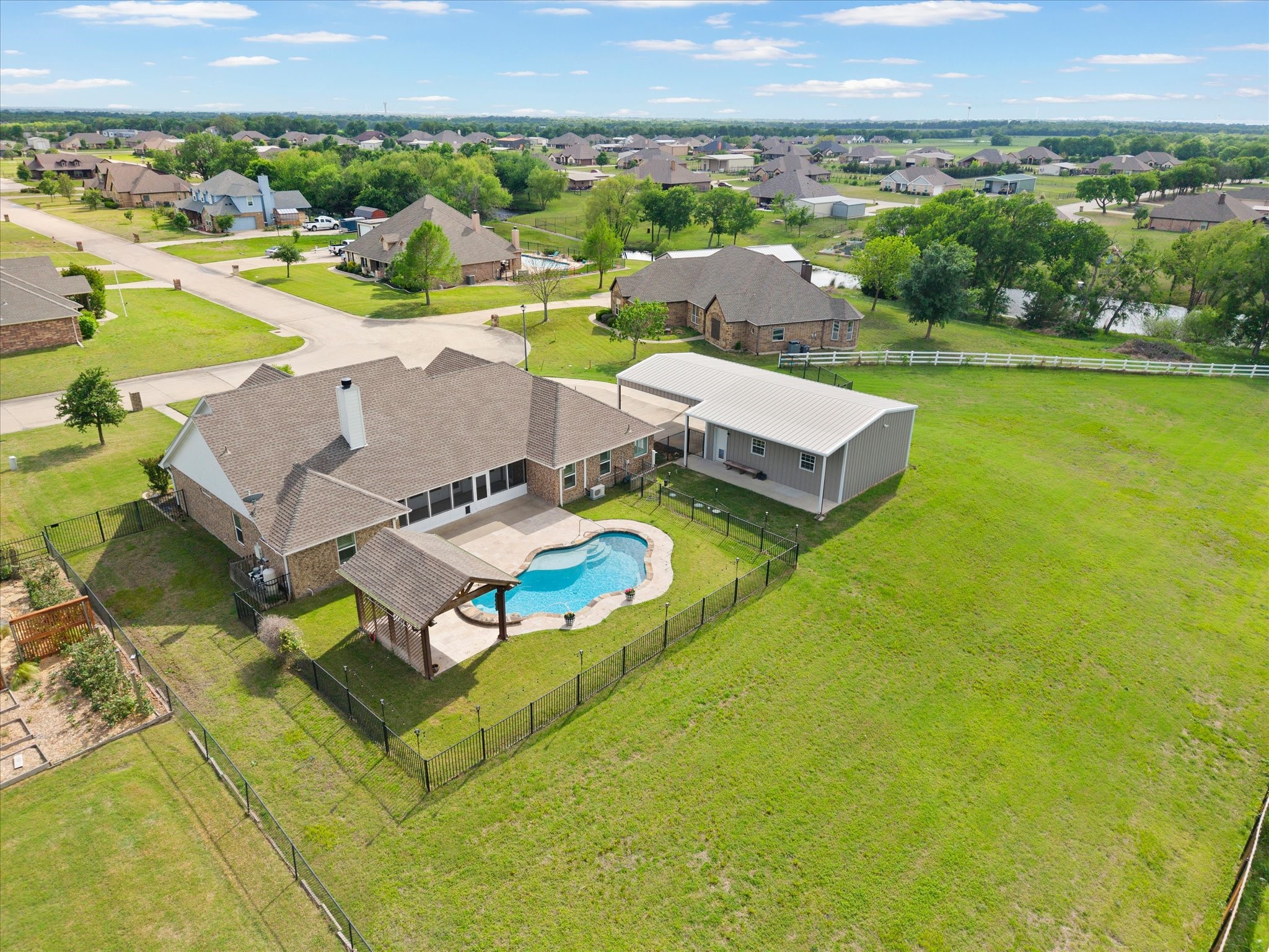 528 Hubbard Circle Nevada TX 75173