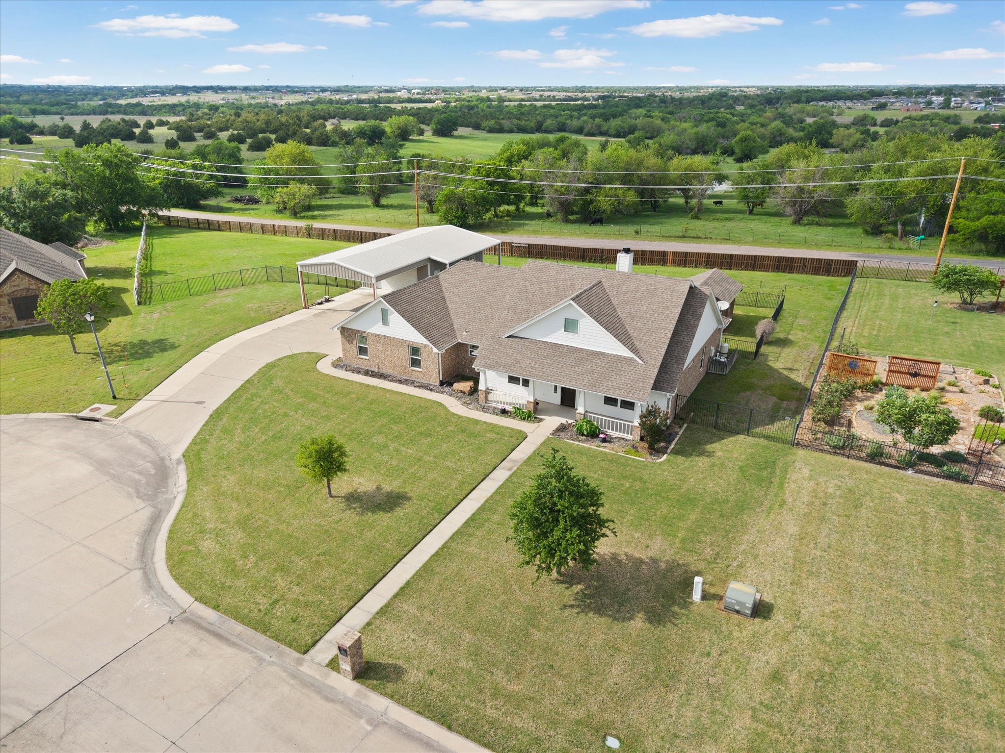 528 Hubbard Circle Nevada TX 75173