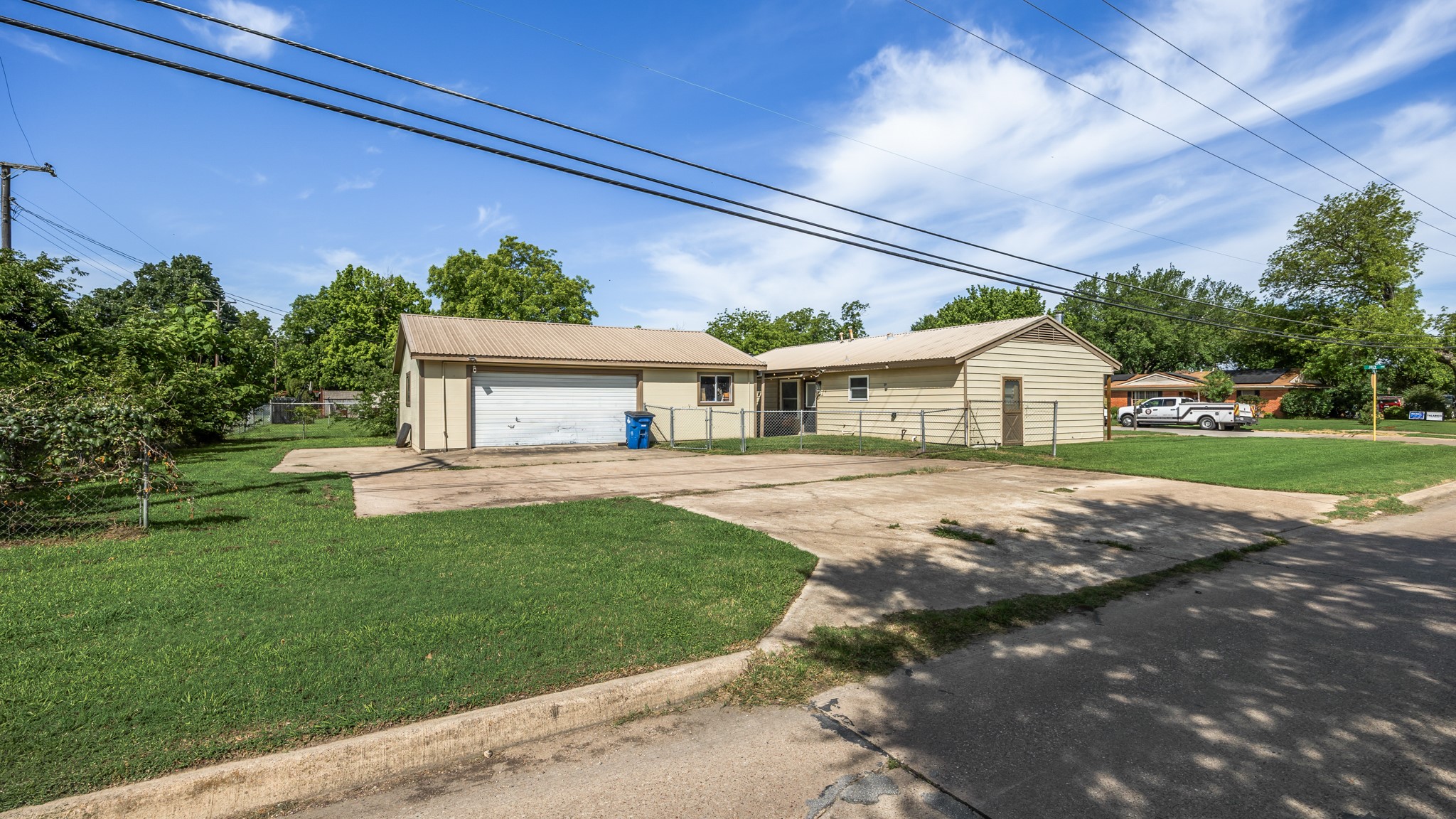1201 Joly Street Ennis TX 75119