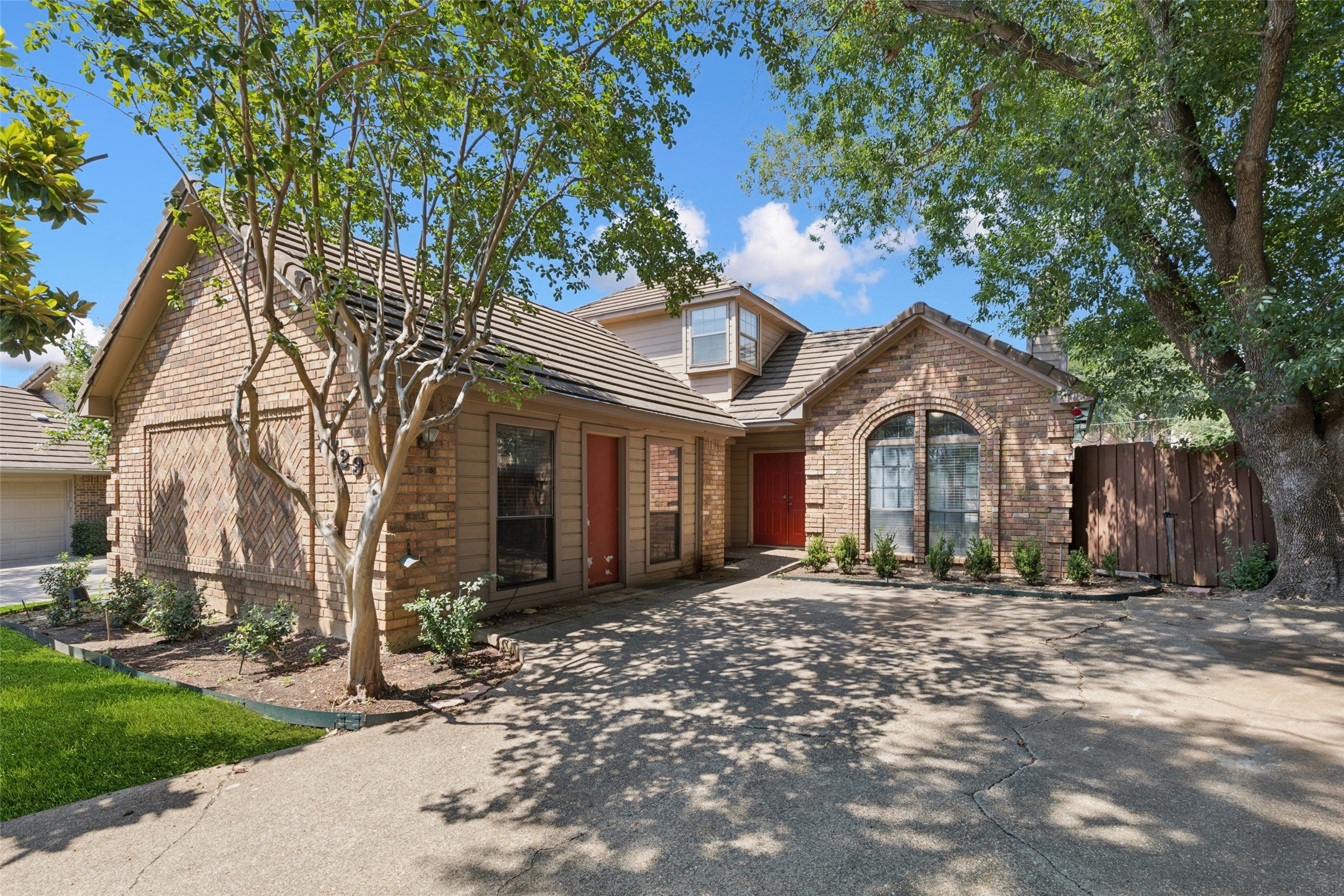 2729 Sedgeway Lane Carrollton TX 75006