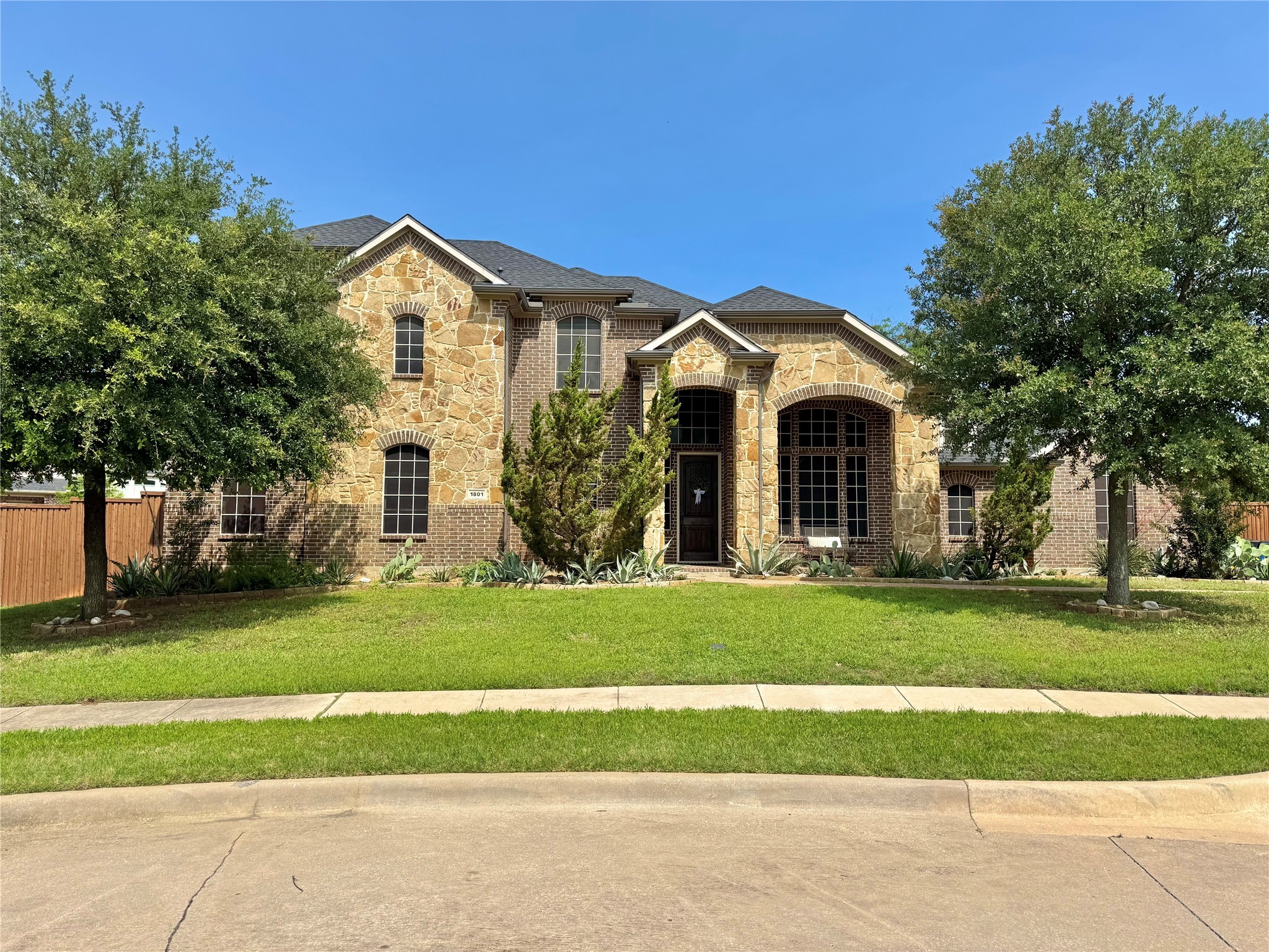 1801 Monaco Drive Corinth TX 76210