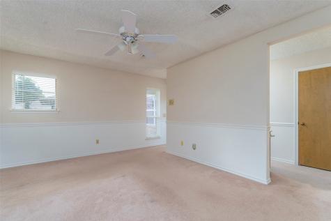 1008 Rocky Canyon Road Arlington TX 76012