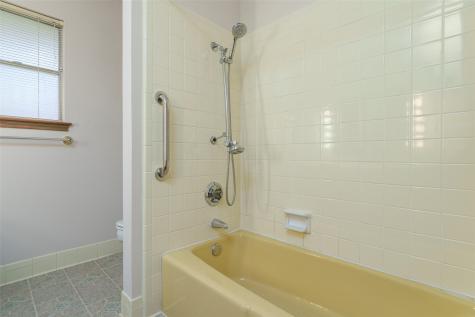 1008 Rocky Canyon Road Arlington TX 76012