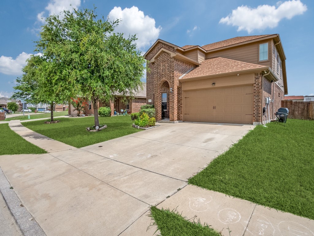 437 Cameron Hill Point Fort Worth TX 76134