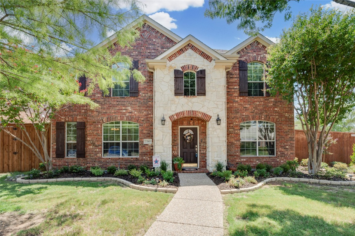 2203 Fawn Mist Drive Frisco TX 75036