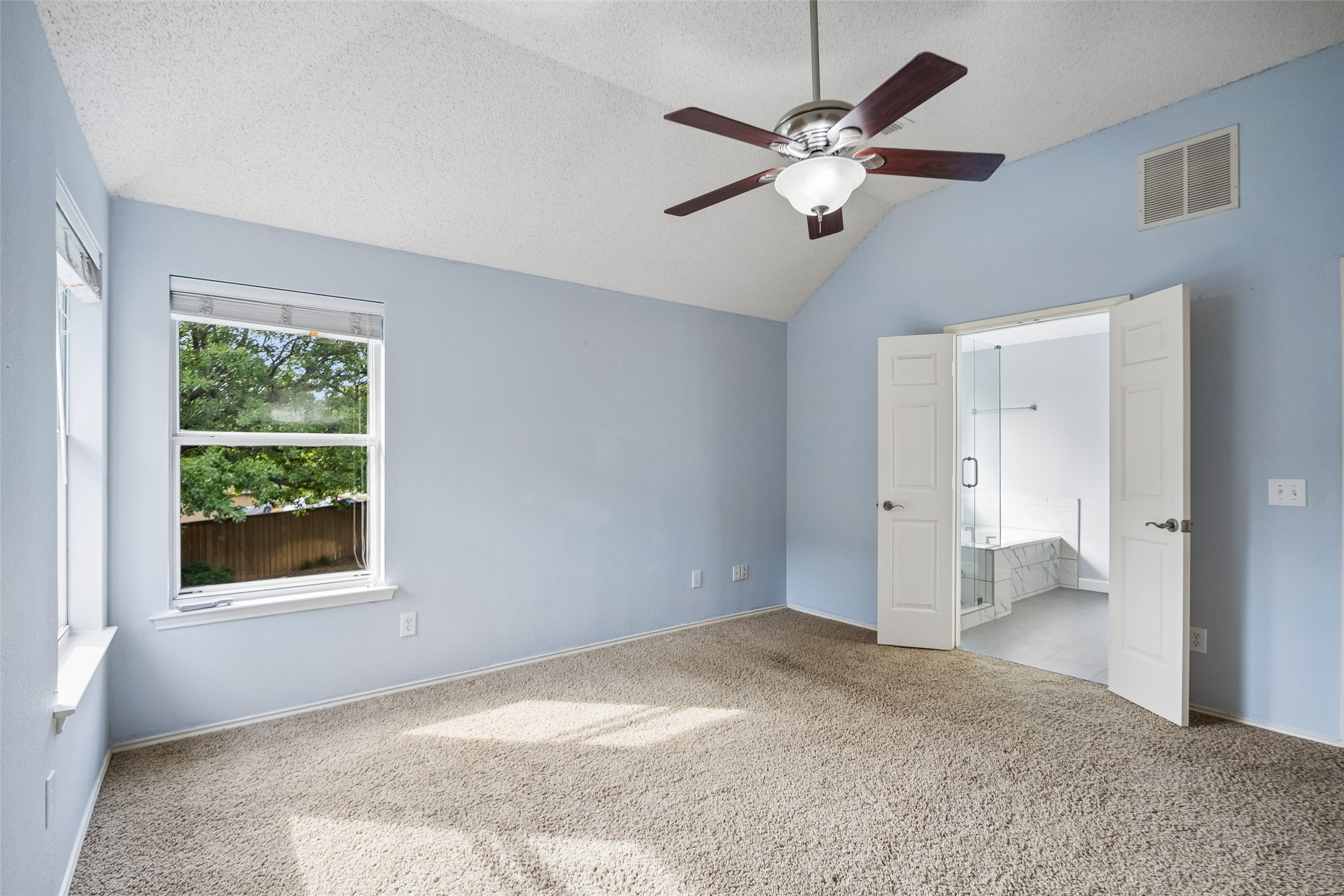1902 Cheshire Drive Grapevine TX 76051