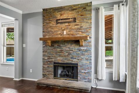 1902 Cheshire Drive Grapevine TX 76051