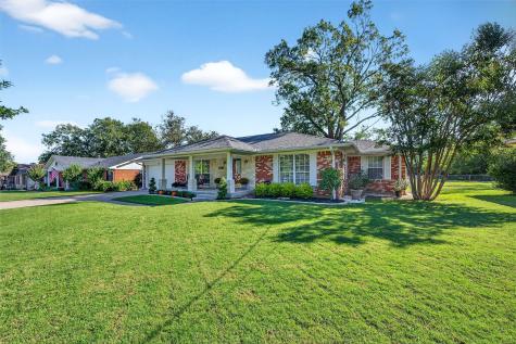 230 Center Street Whitesboro TX 76273