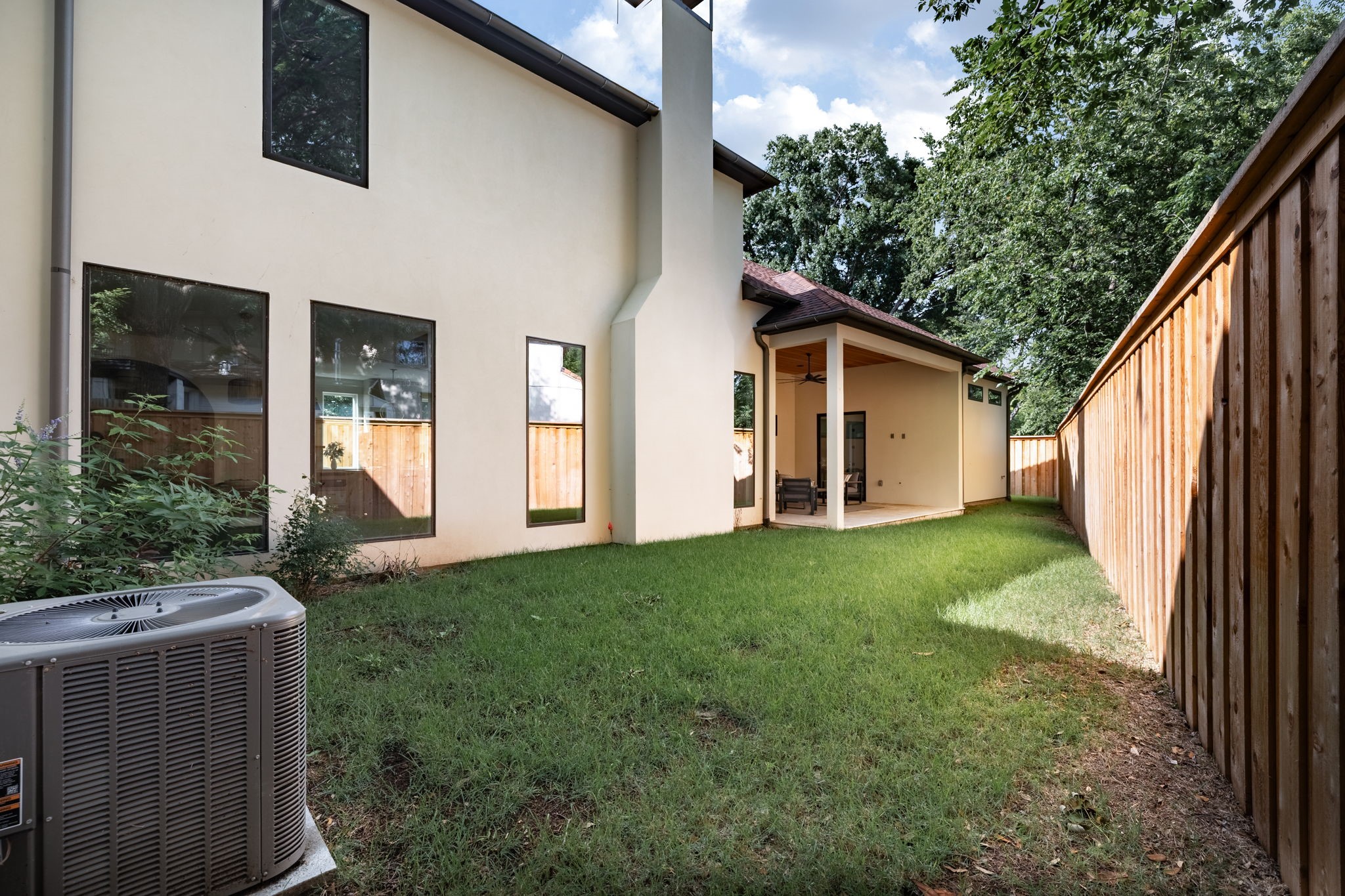 8730 Rexford Drive Dallas TX 75209