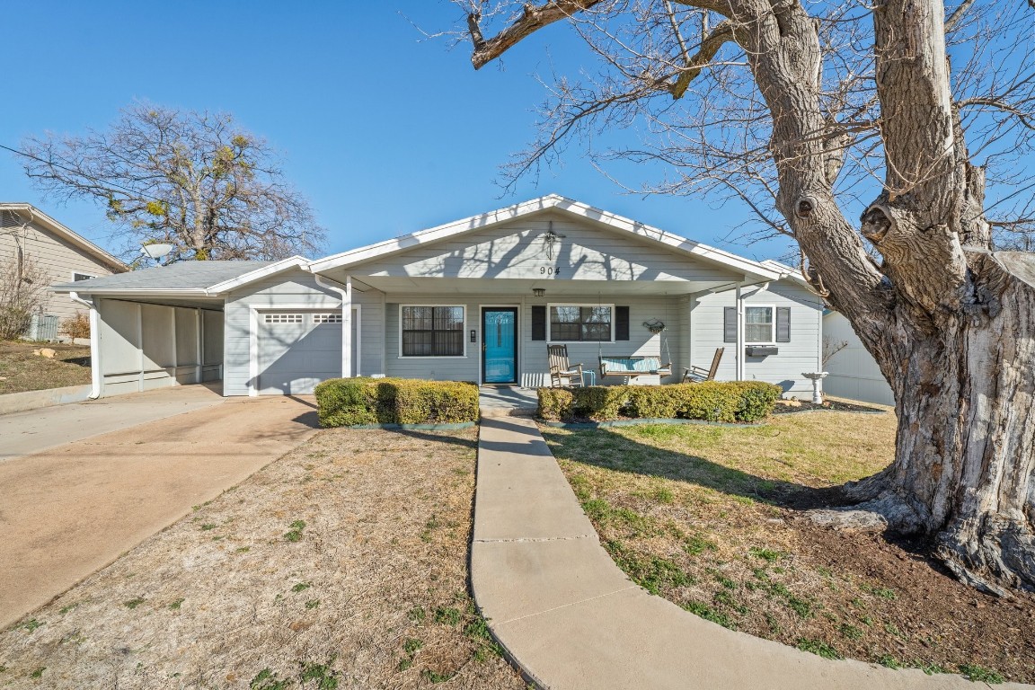 904 W 3rd Street Coleman TX 76834