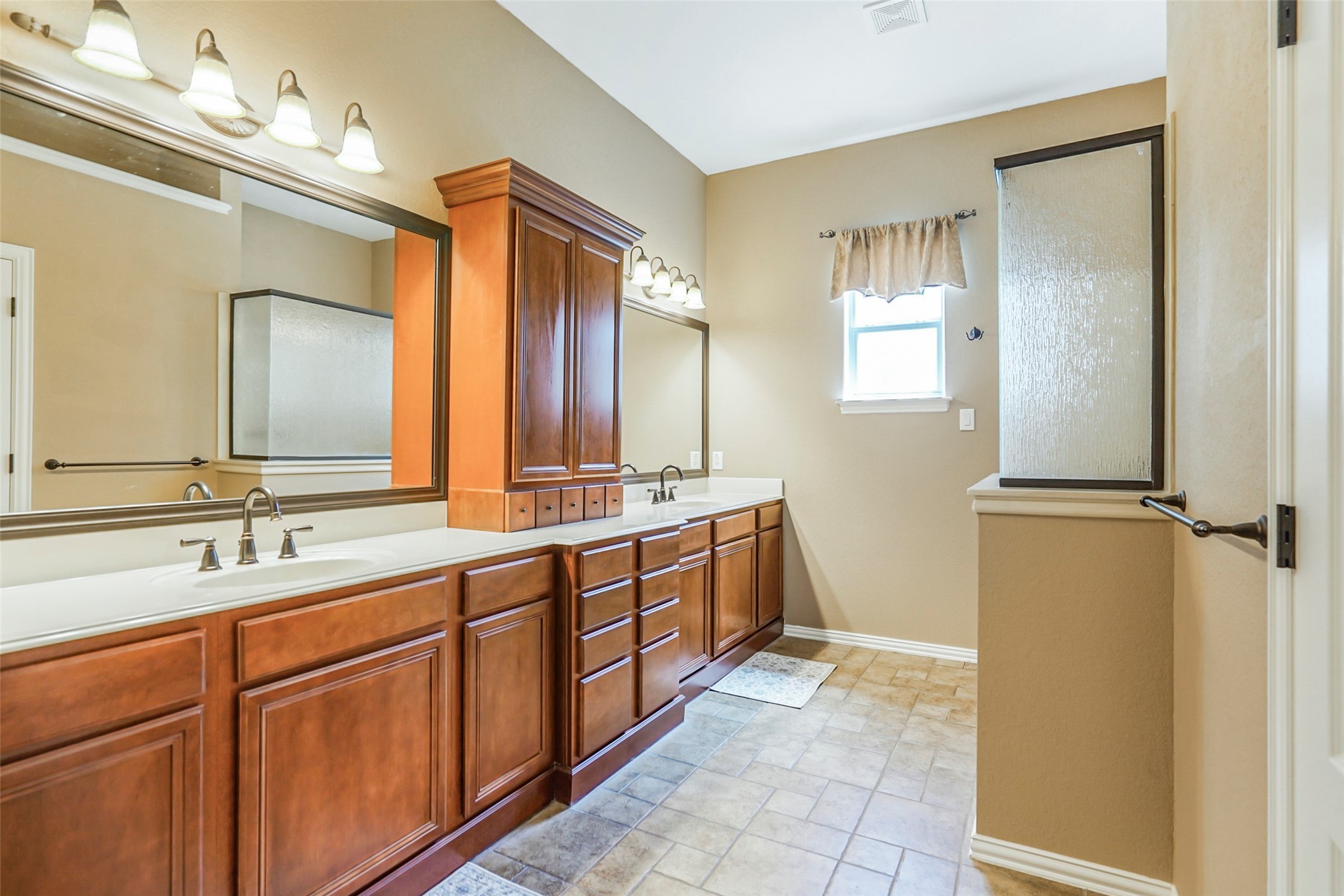 7332 Hinton Mansfield TX 76063