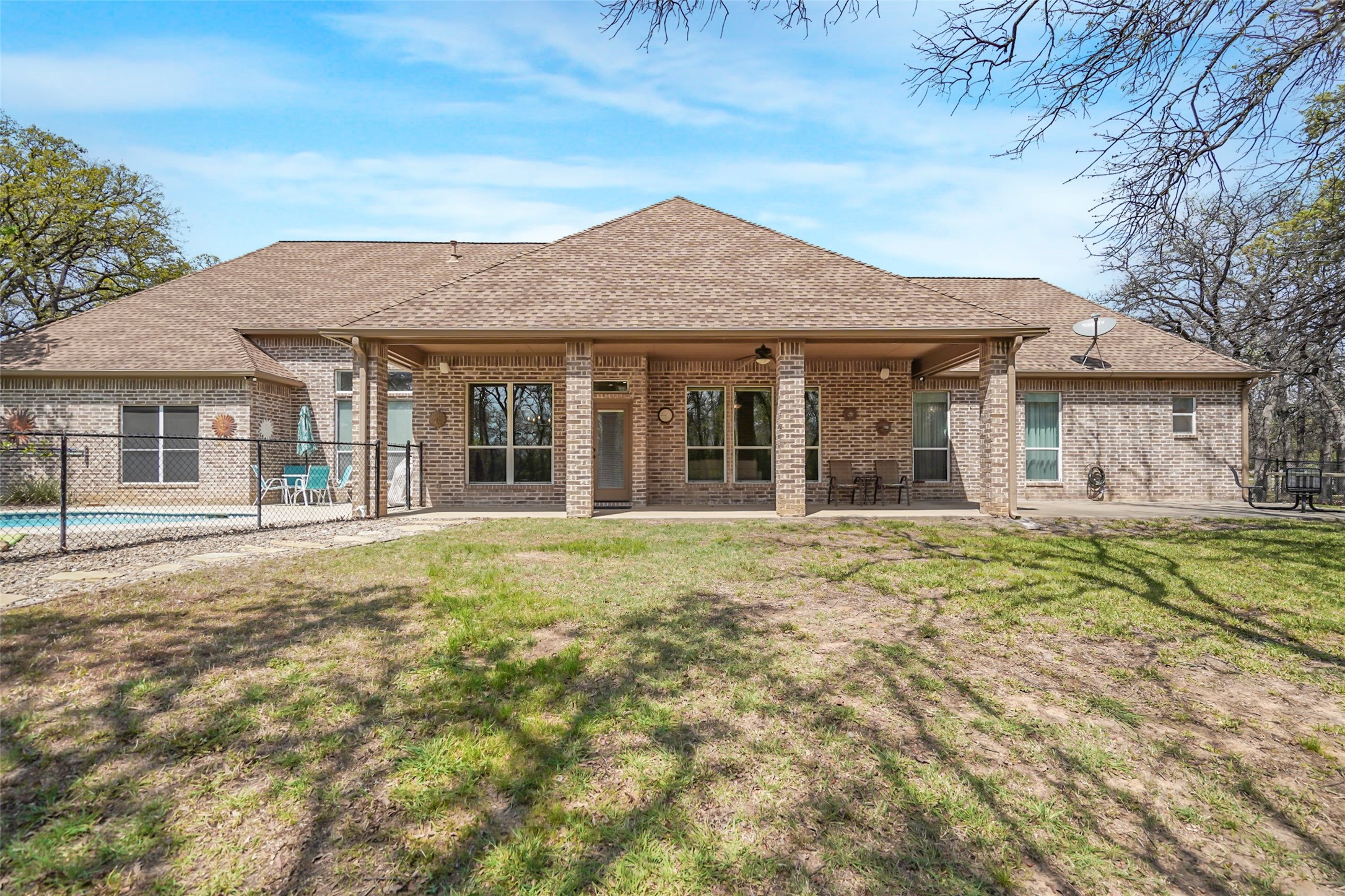 7332 Hinton Mansfield TX 76063