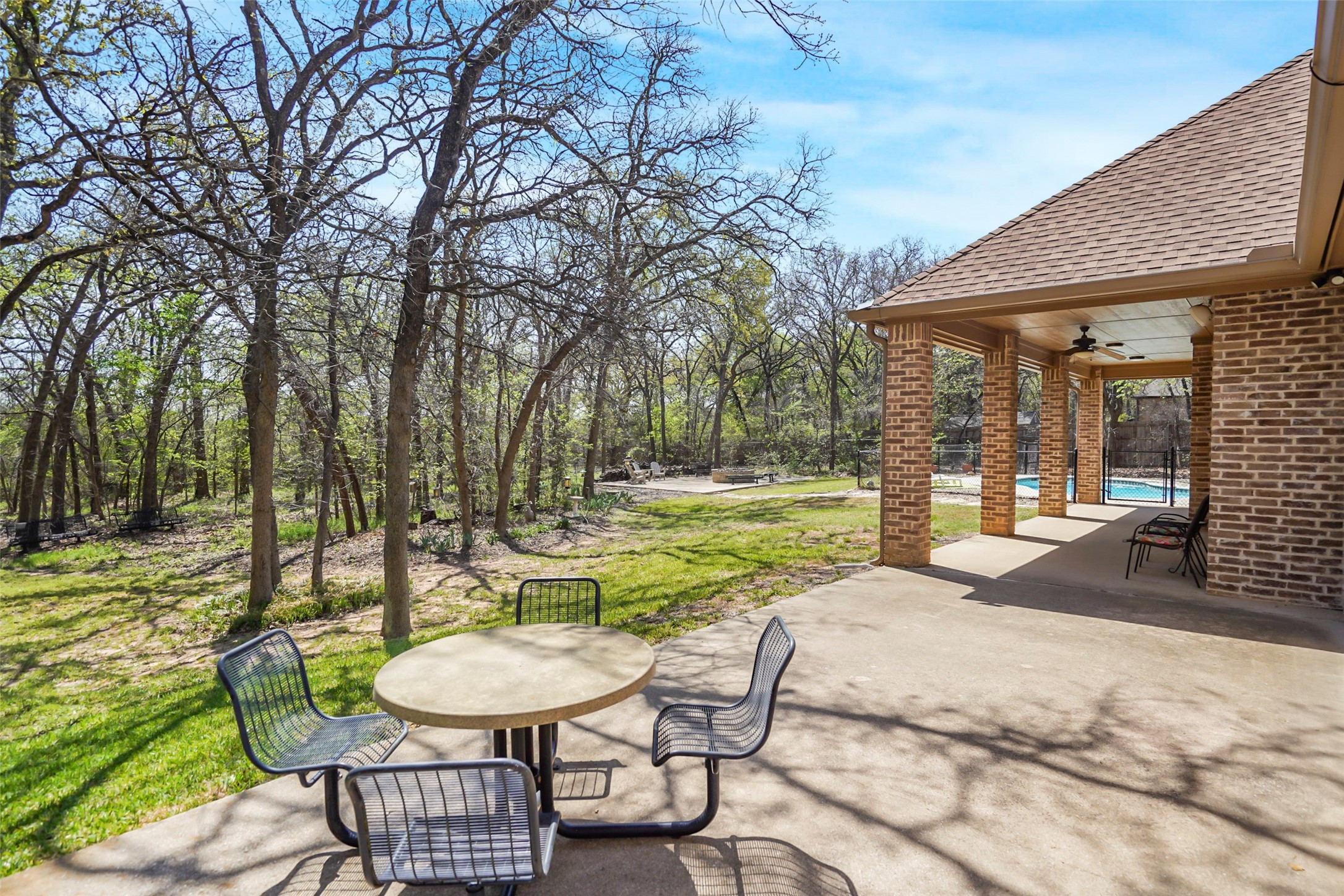 7332 Hinton Mansfield TX 76063