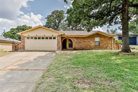 4102 Chipwood Court Arlington TX 76017