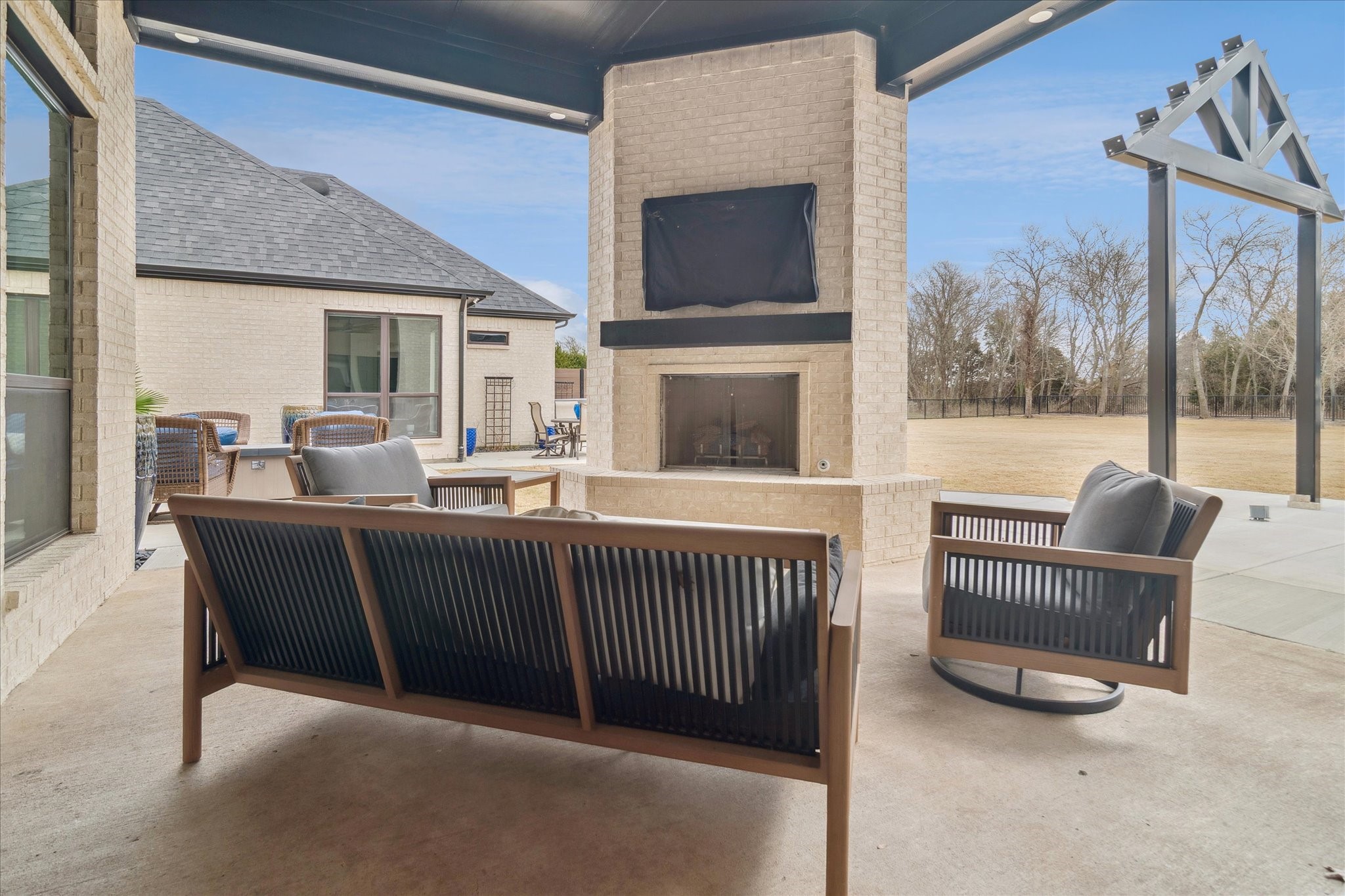 2174 Narrow Road Lucas TX 75002