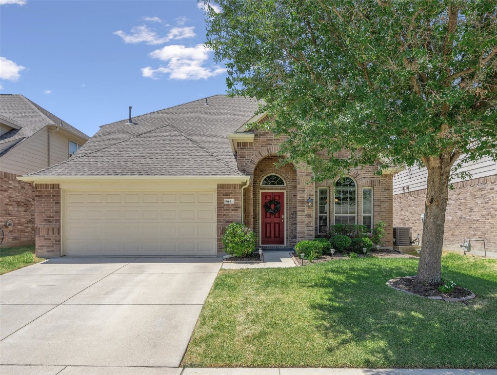 9041 Golden Sunset Trail Fort Worth TX 76244