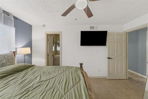 1605 E Lovers Lane Arlington TX 76010
