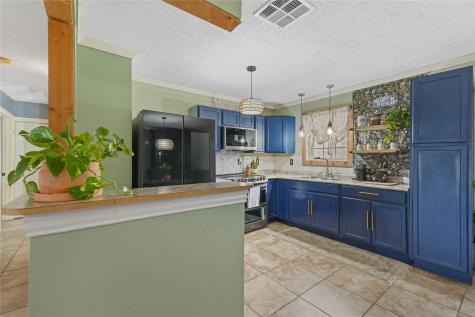 1605 E Lovers Lane Arlington TX 76010