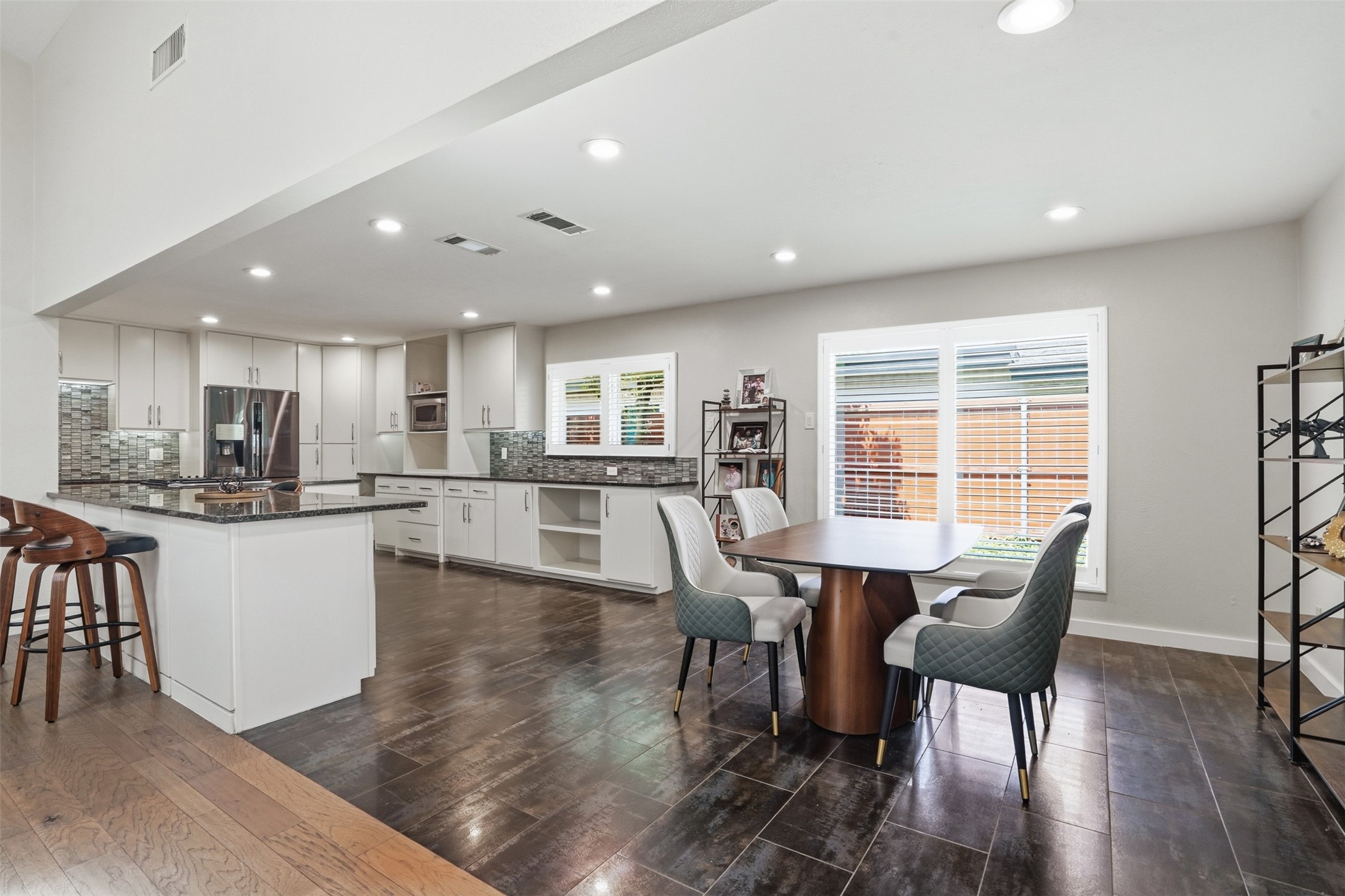 11411 Park Central Place Dallas TX 75230