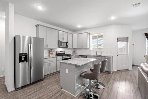 1316 Pepperhill Lane Fort Worth TX 76131