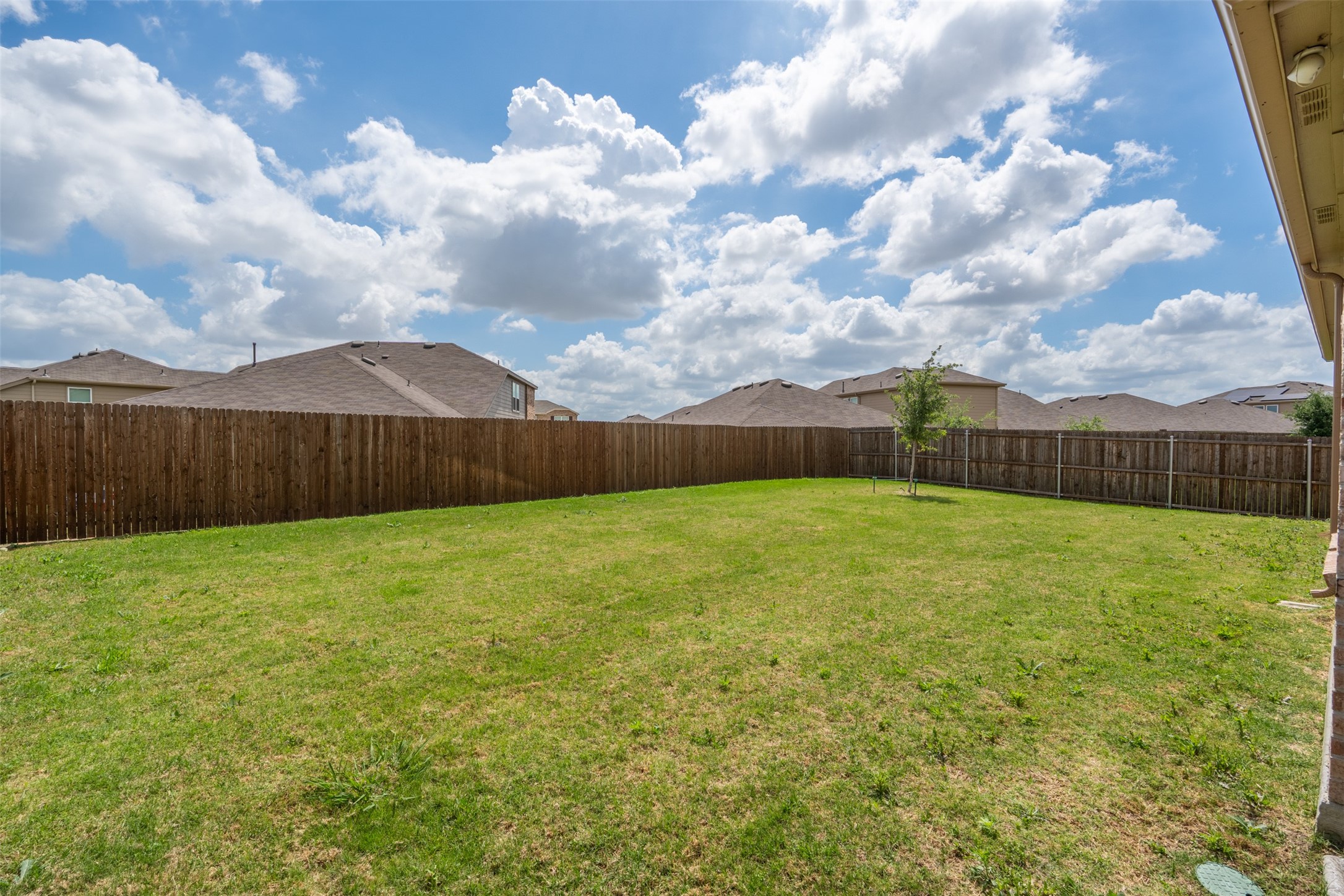 1316 Pepperhill Lane Fort Worth TX 76131