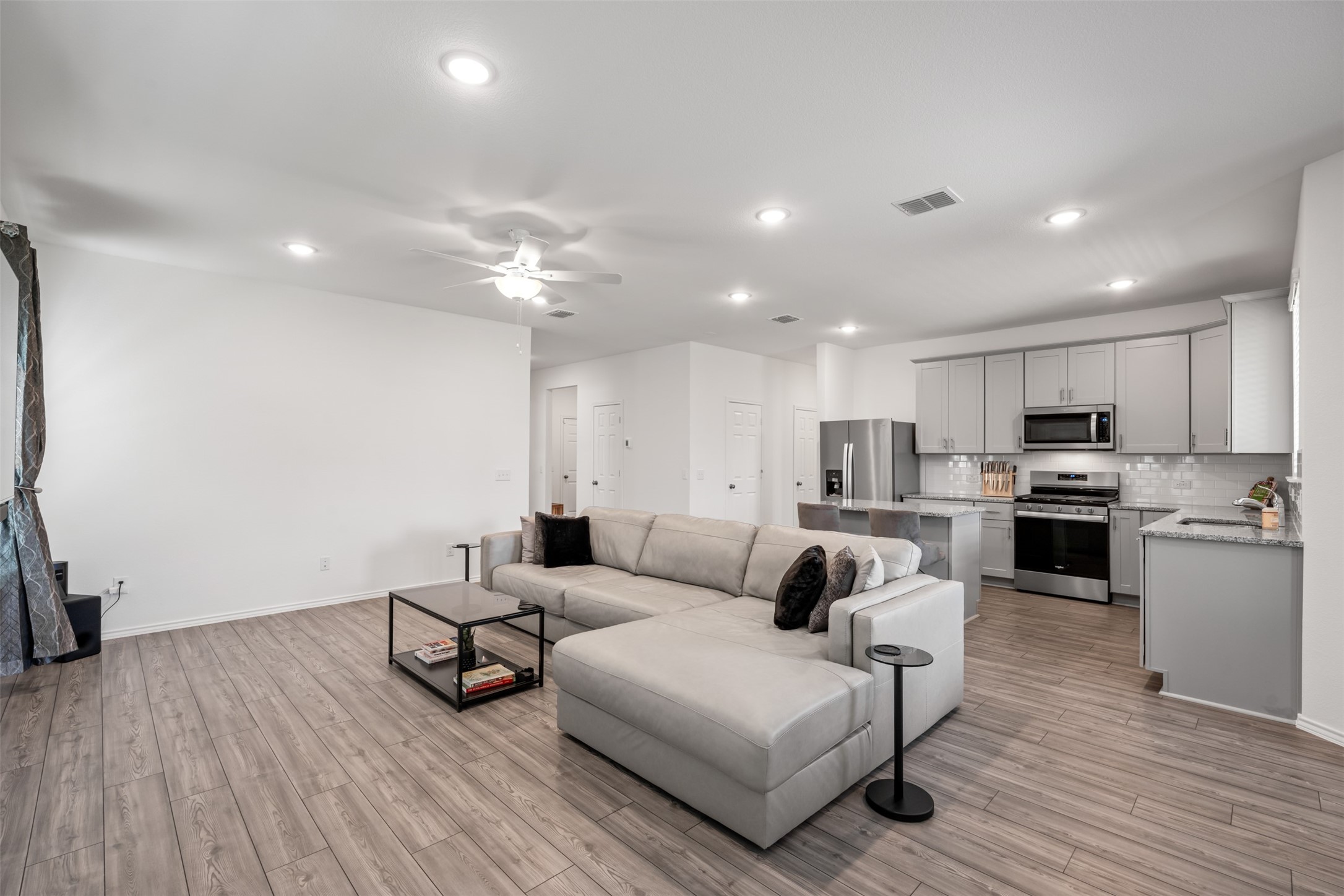 1316 Pepperhill Lane Fort Worth TX 76131