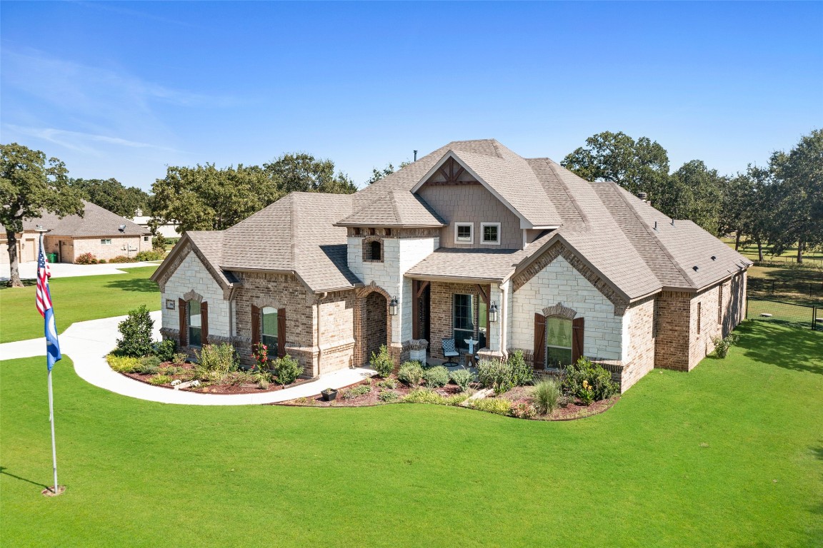 104 Mission Oak Trail Decatur TX 76234