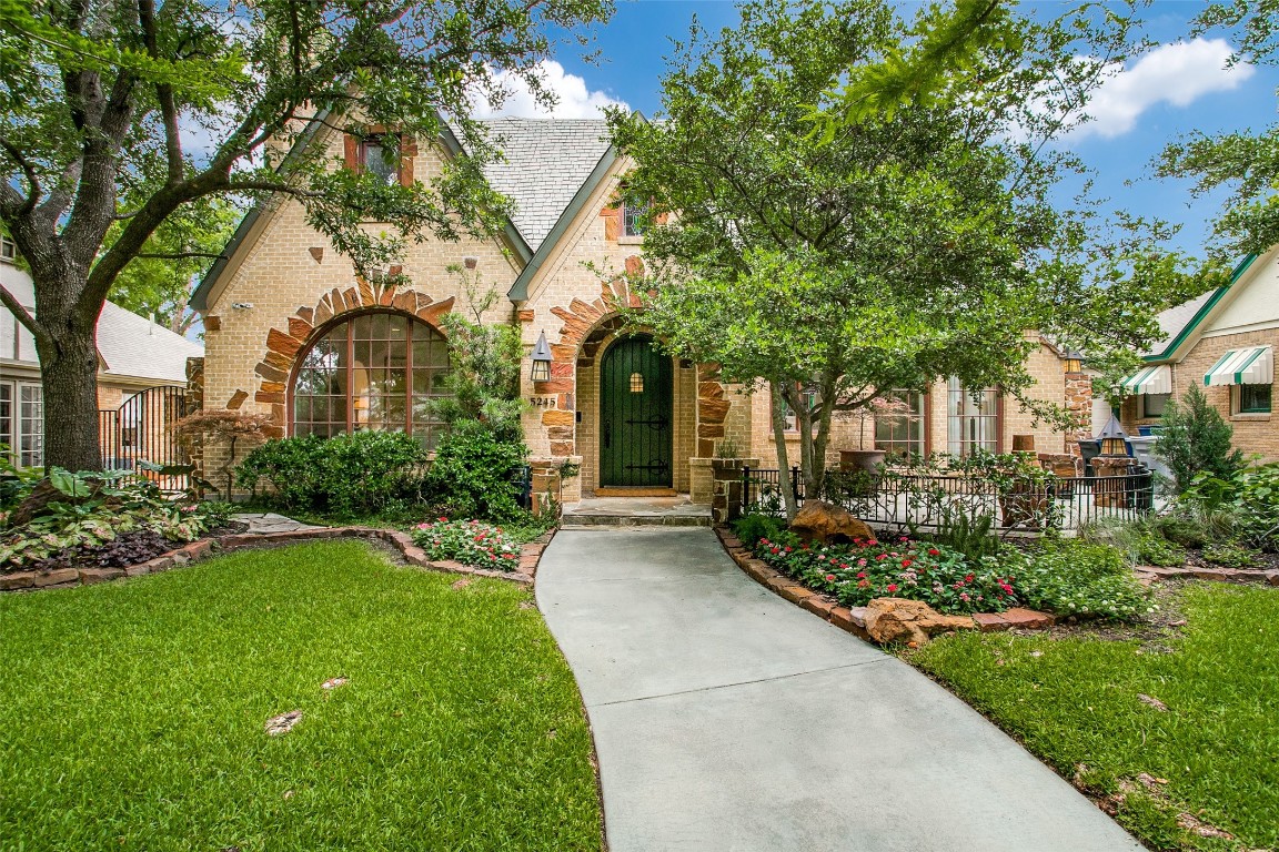 5245 Merrimac Avenue Dallas TX 75206