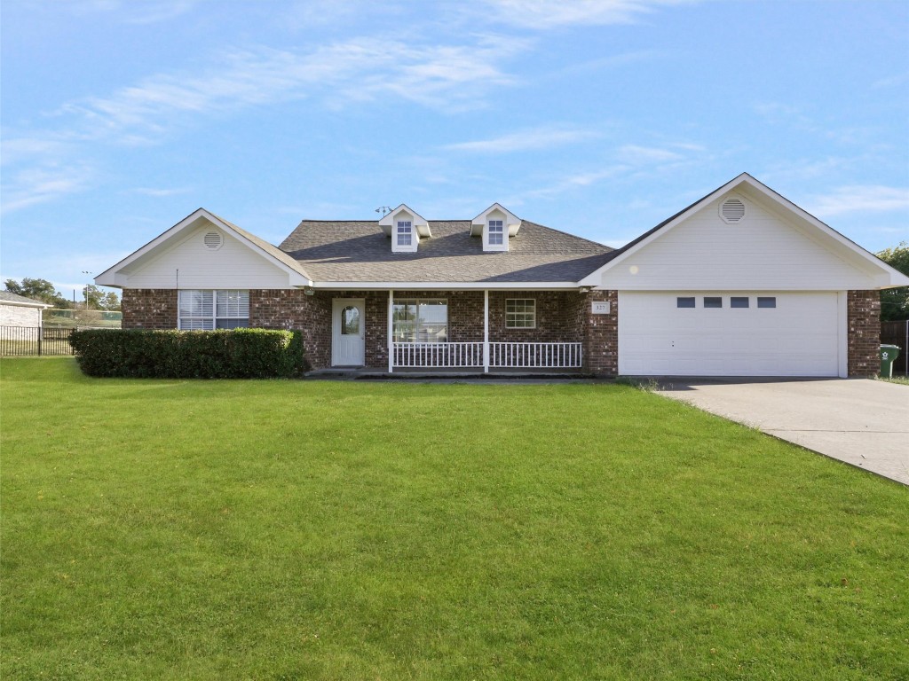327 Preston Glen Gunter TX 75058