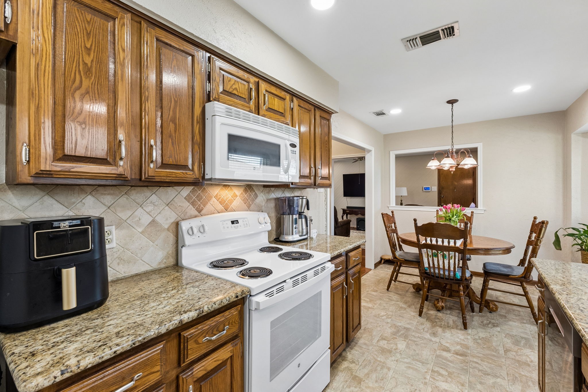 1718 Paxton Drive Carrollton TX 75007
