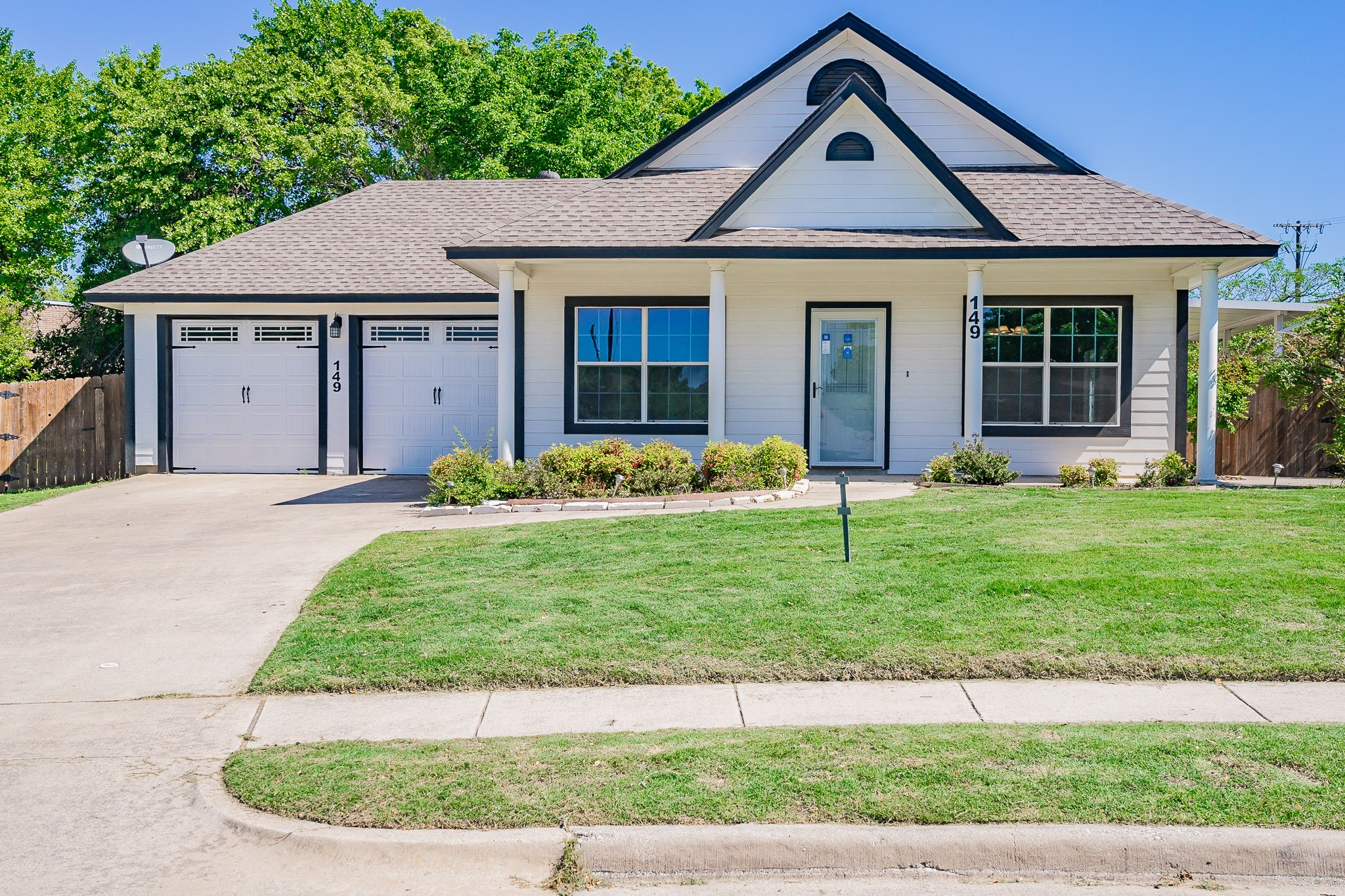 149 Parkwood Court Azle TX 76020