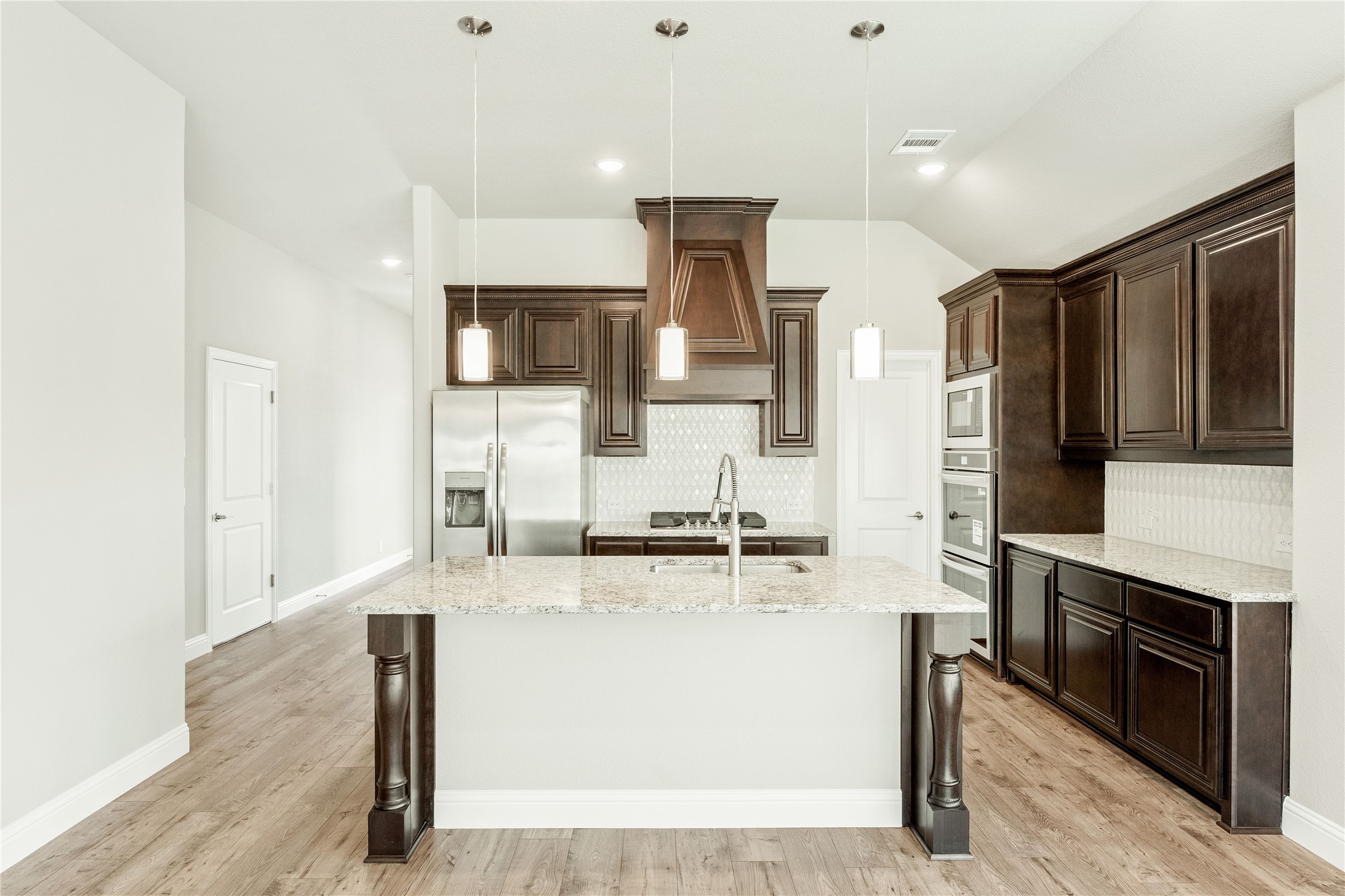 153 Claywood Drive Glenn Heights TX 75154