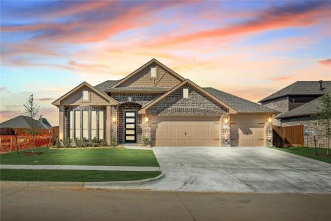 153 Claywood Drive Glenn Heights TX 75154