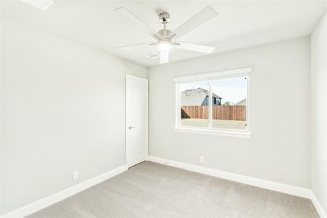 153 Claywood Drive Glenn Heights TX 75154