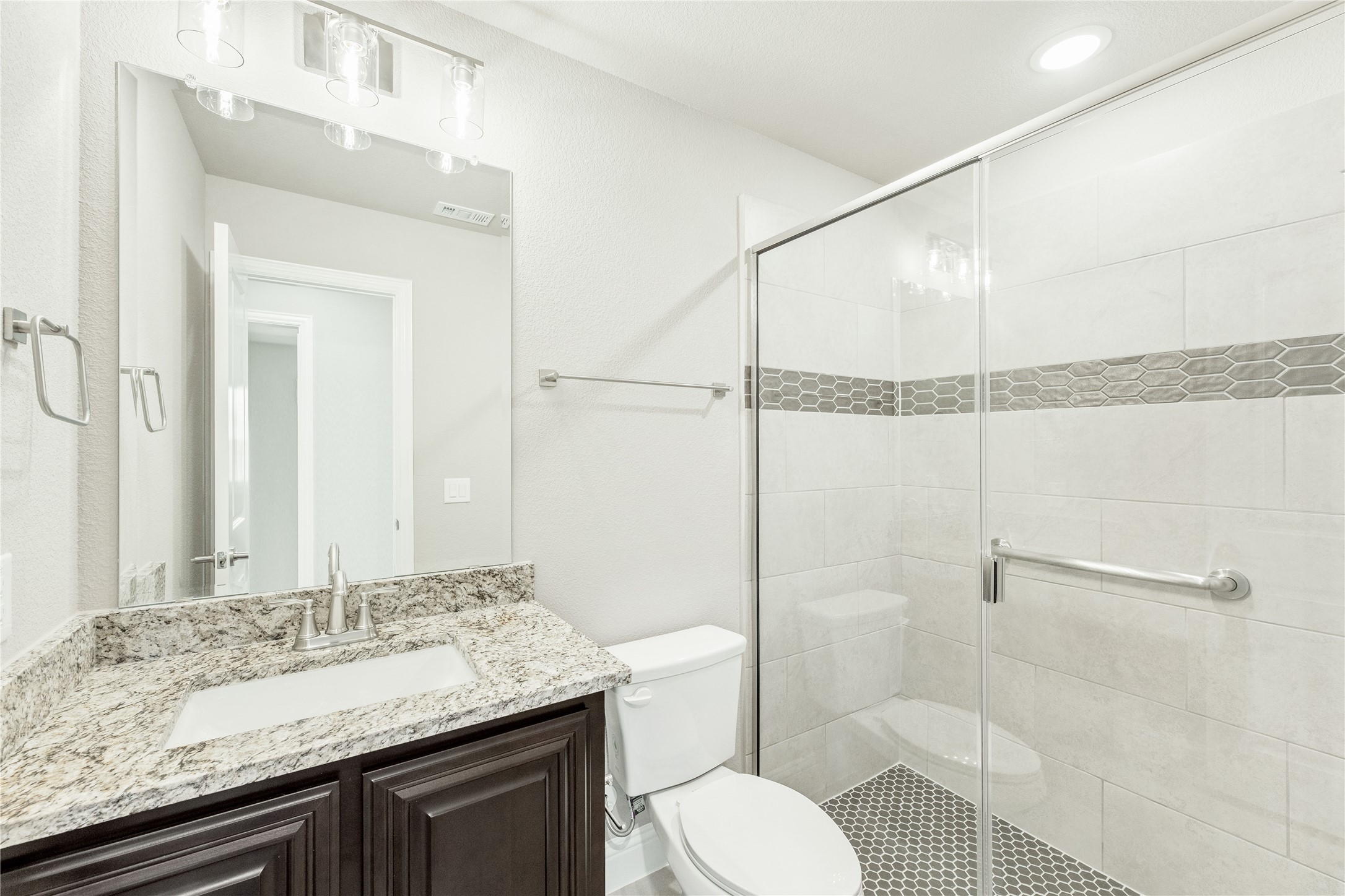 153 Claywood Drive Glenn Heights TX 75154