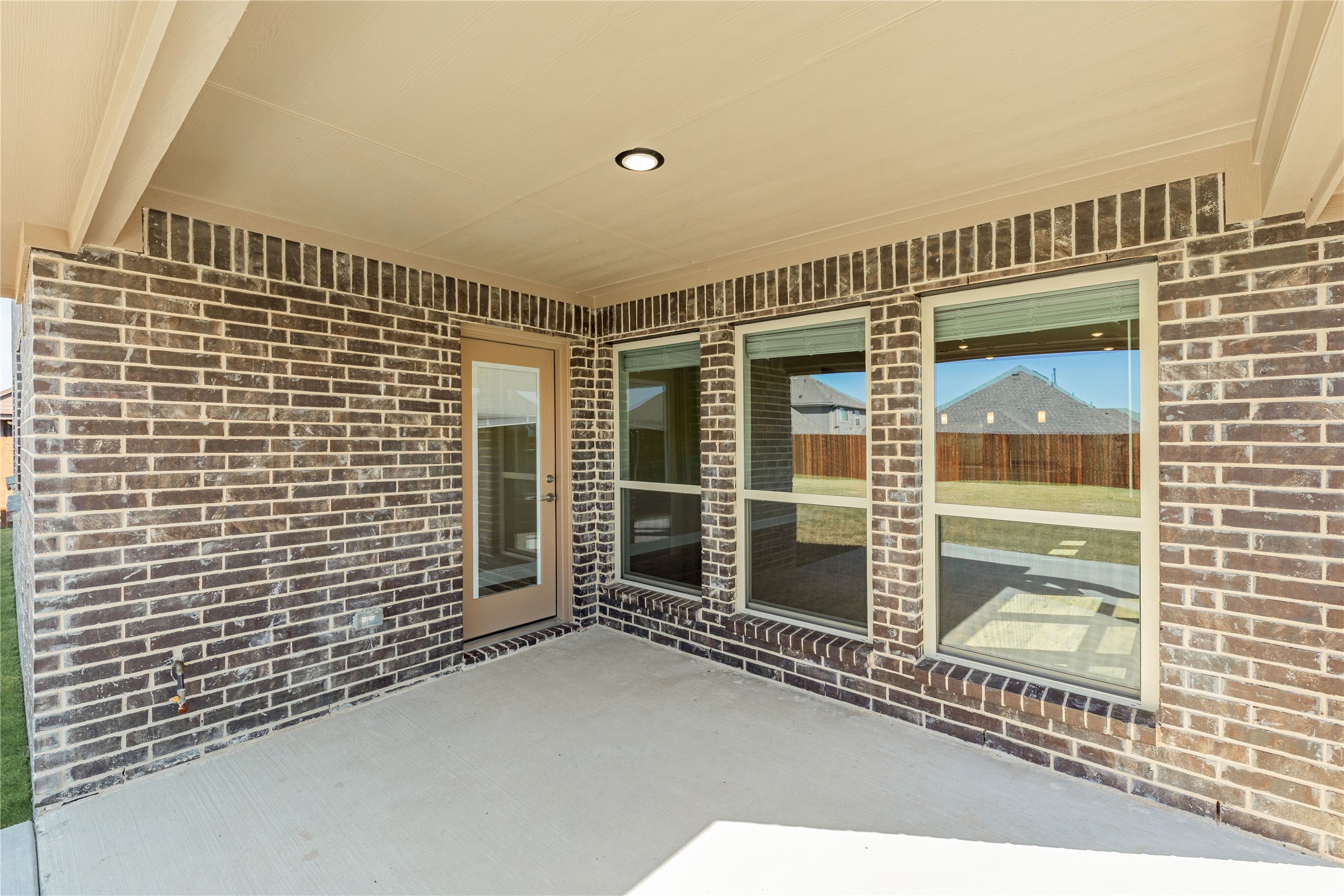 153 Claywood Drive Glenn Heights TX 75154