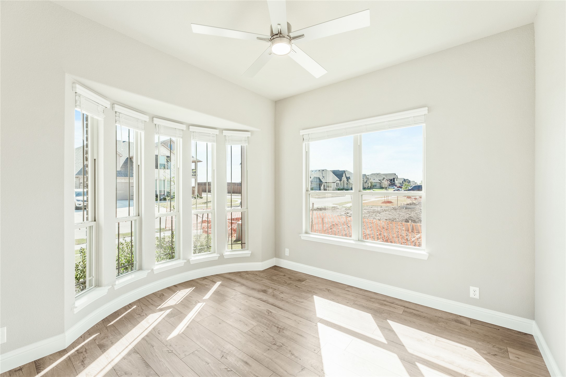 153 Claywood Drive Glenn Heights TX 75154
