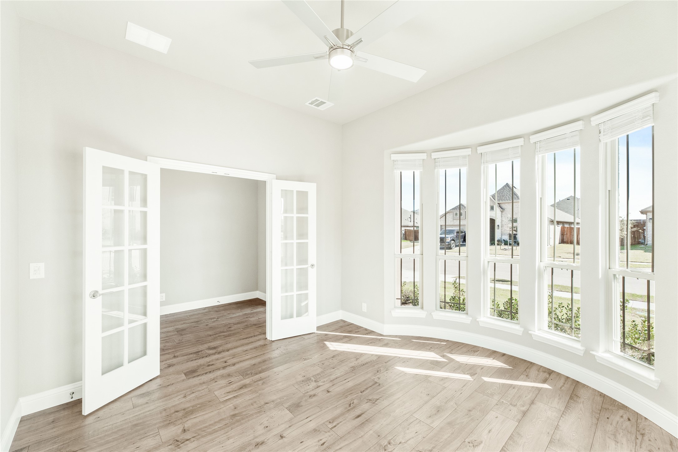 153 Claywood Drive Glenn Heights TX 75154