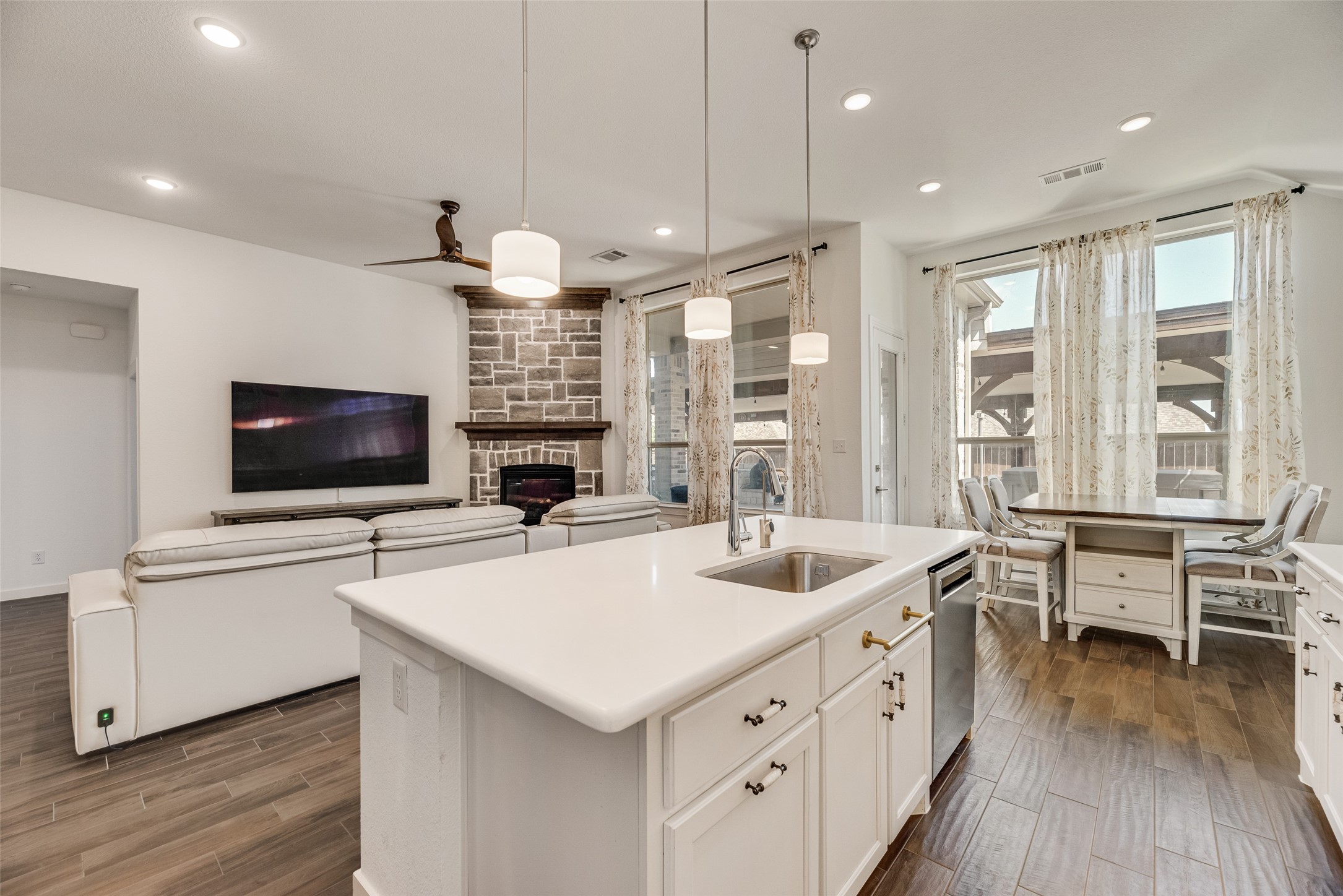 1637 Breezy Bay Court Wylie TX 75098