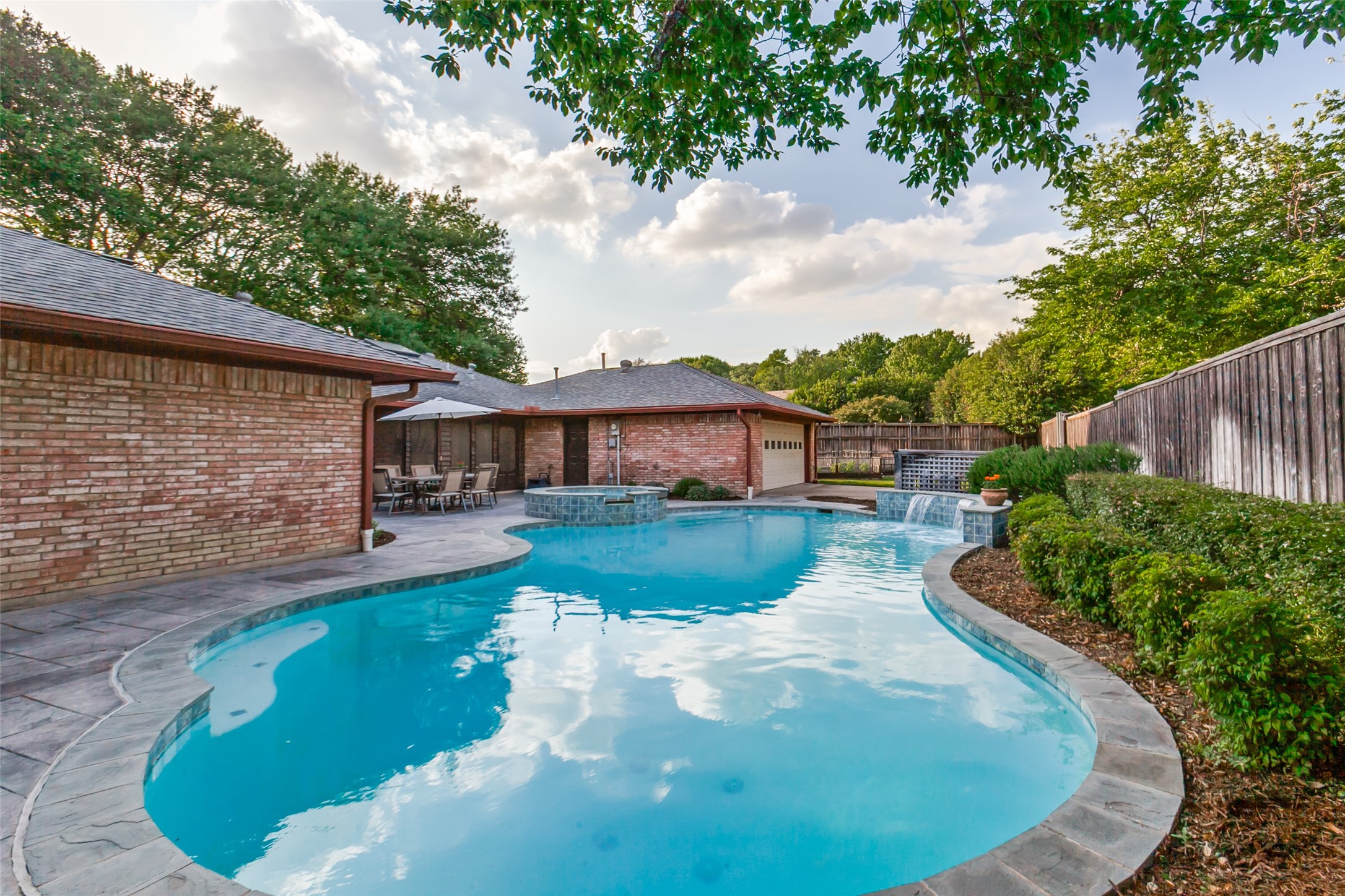 236 Valley Creek Place Richardson TX 75080