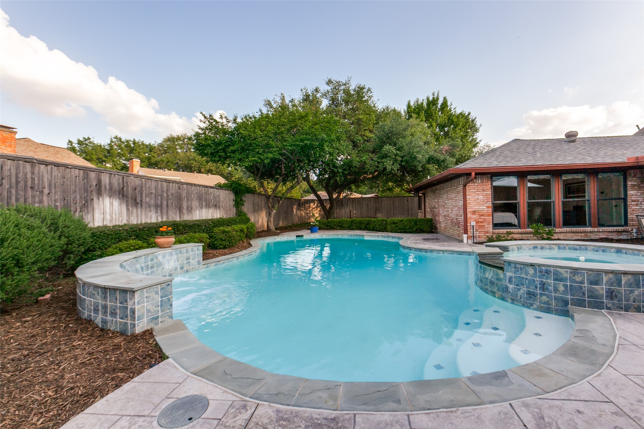 236 Valley Creek Place Richardson TX 75080