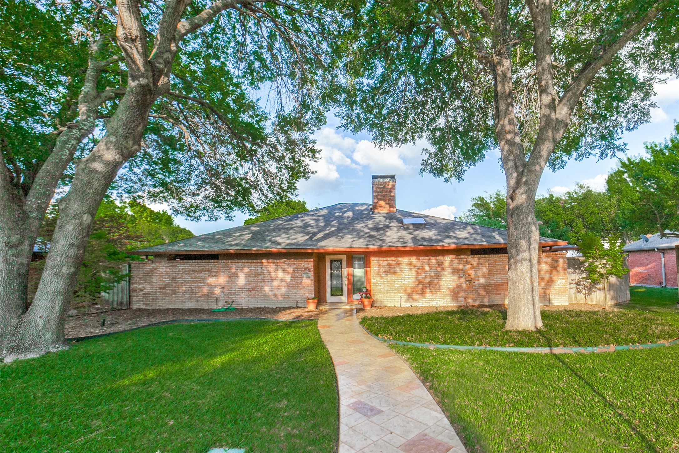 236 Valley Creek Place Richardson TX 75080