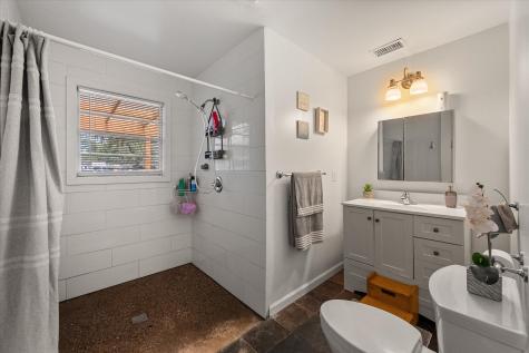 2548 Wood Valley Place Dallas TX 75211
