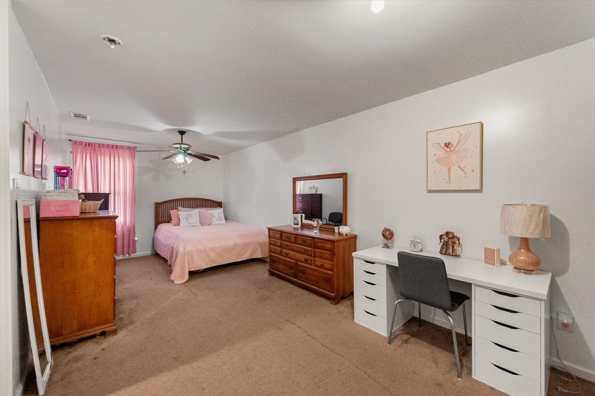 2548 Wood Valley Place Dallas TX 75211