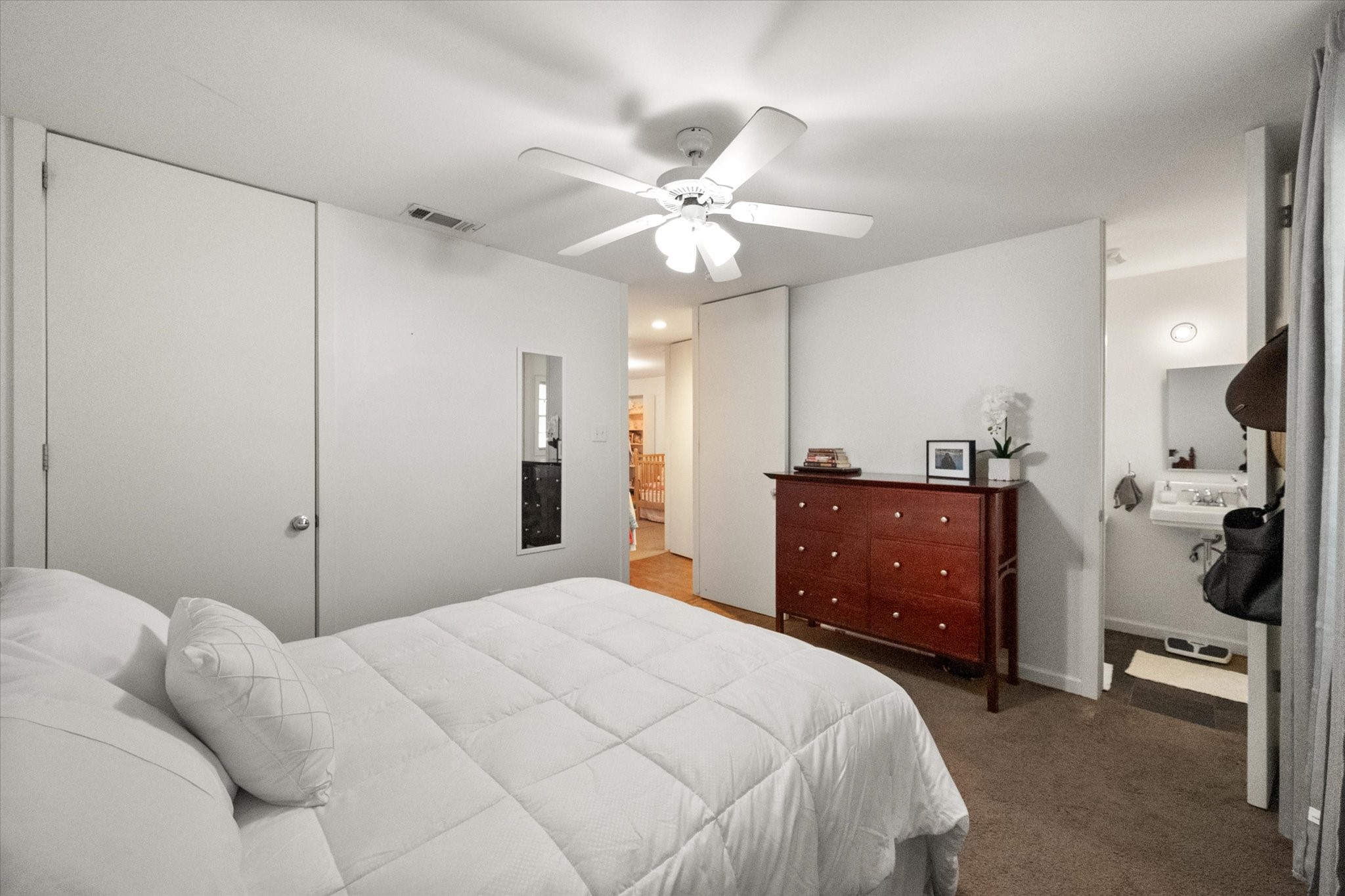 2548 Wood Valley Place Dallas TX 75211