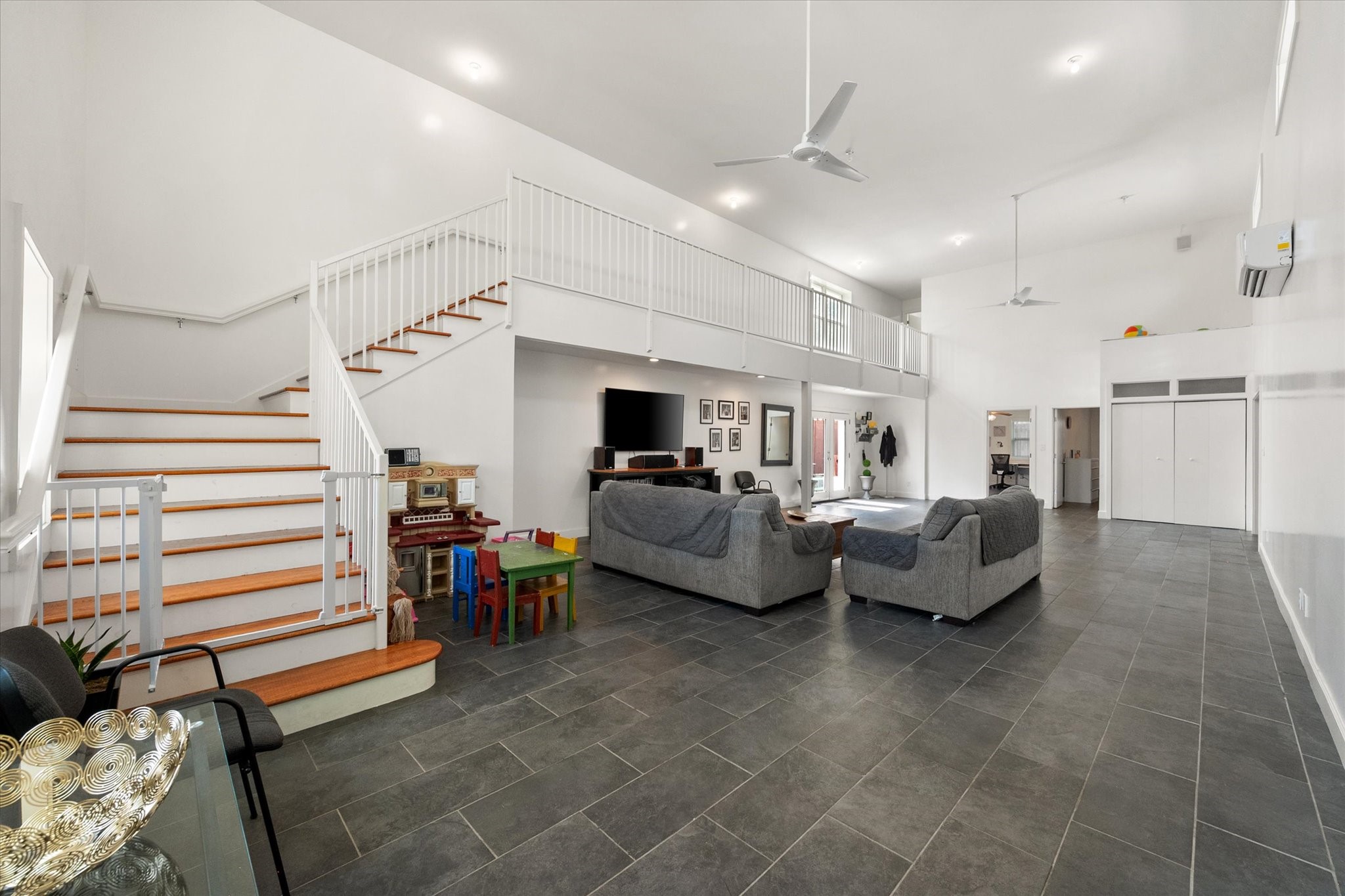 2548 Wood Valley Place Dallas TX 75211
