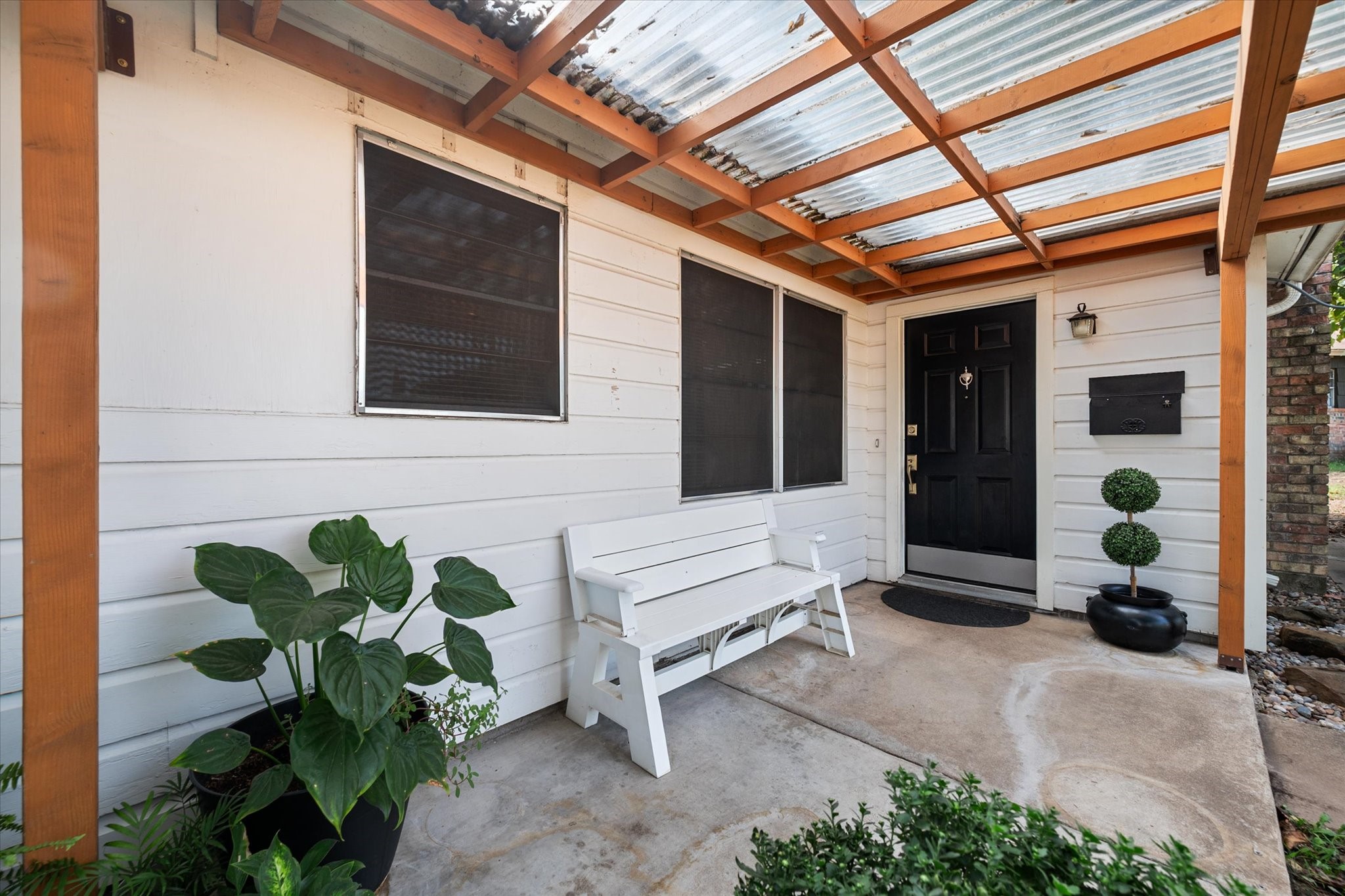 2548 Wood Valley Place Dallas TX 75211