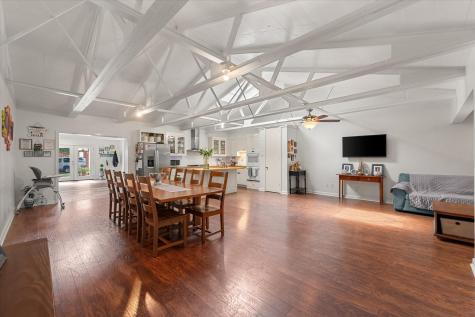 2548 Wood Valley Place Dallas TX 75211