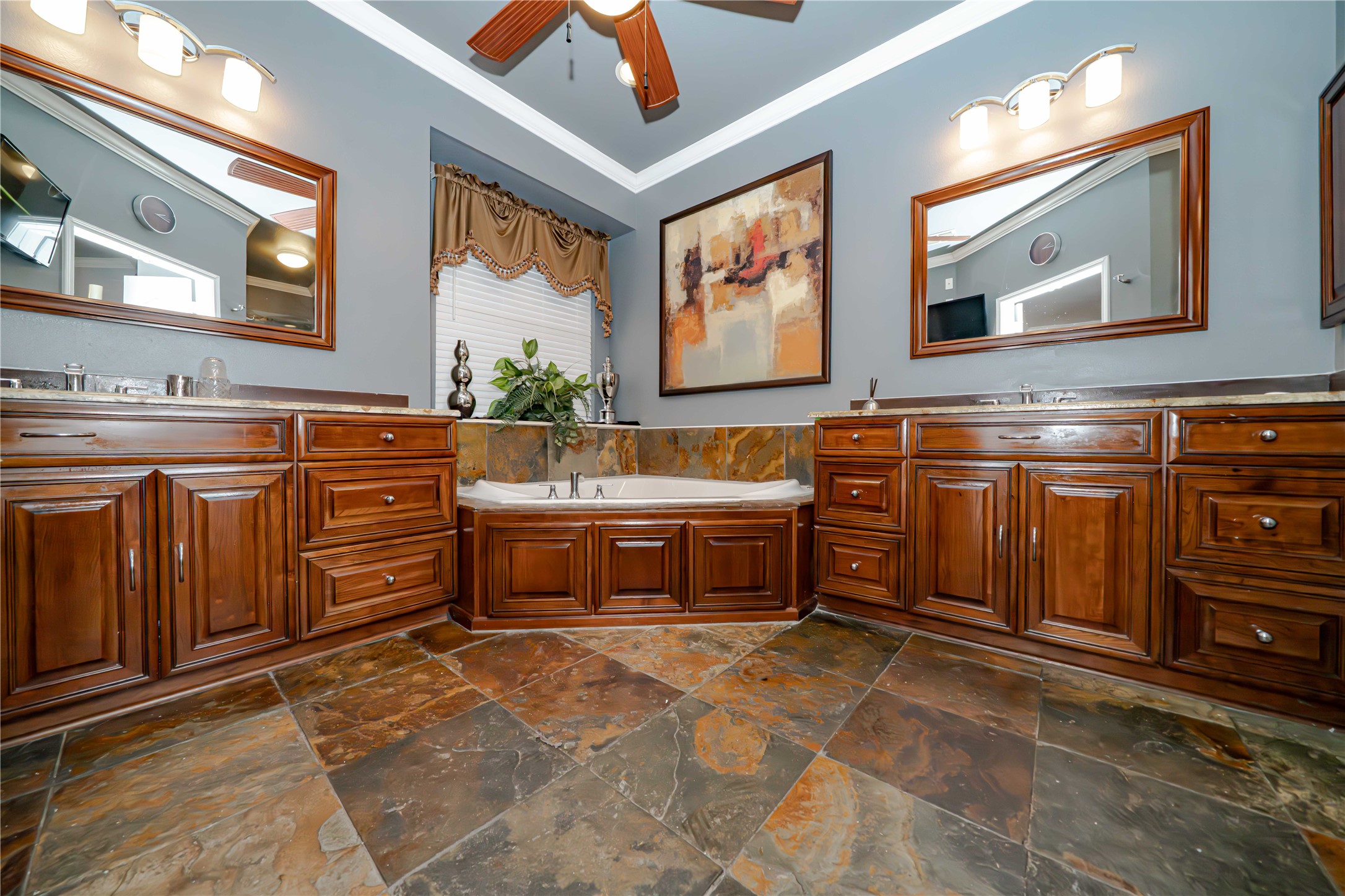 4821 Gloucester Drive Grand Prairie TX 75052